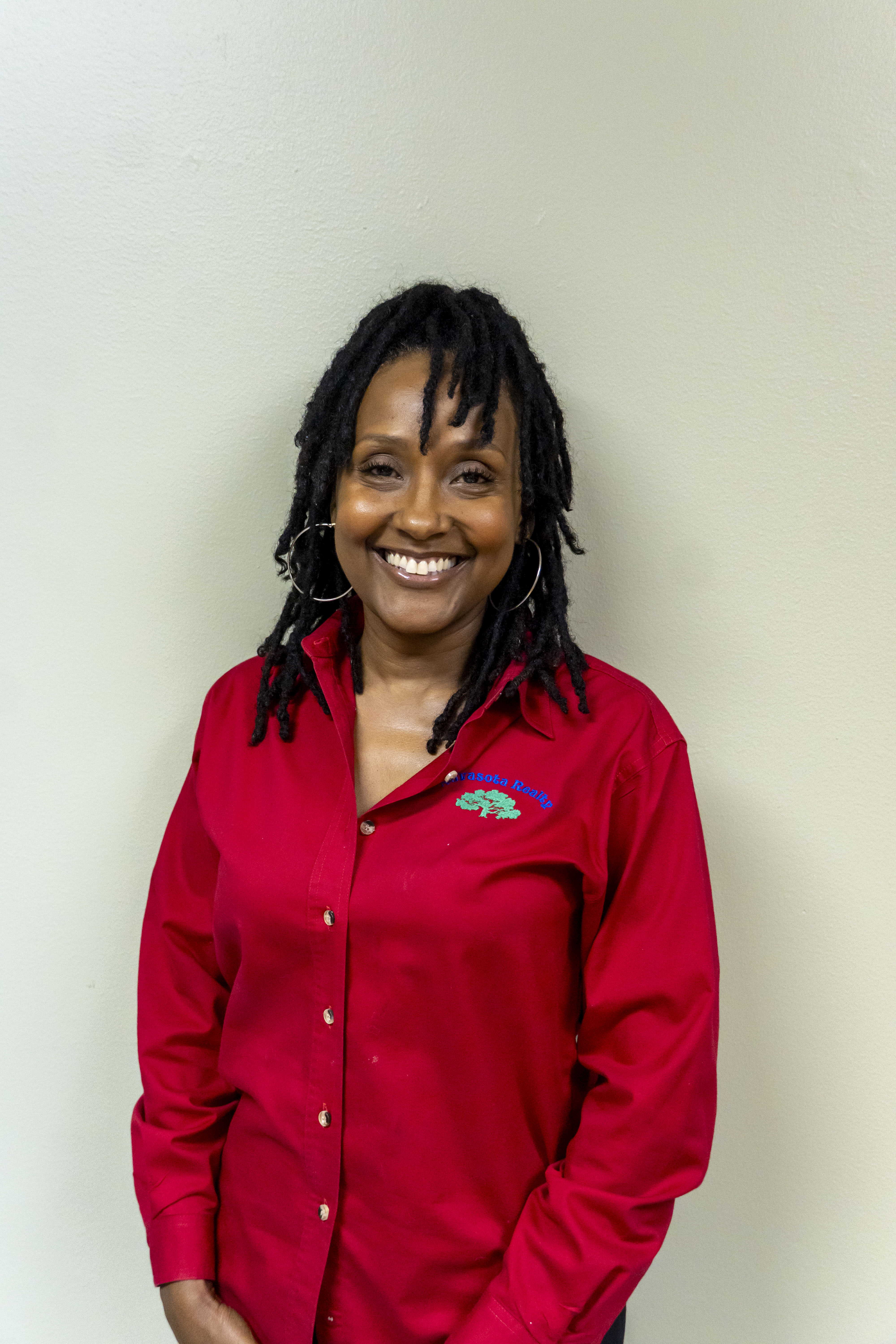 Tanya Emanuel Navasota Realtor